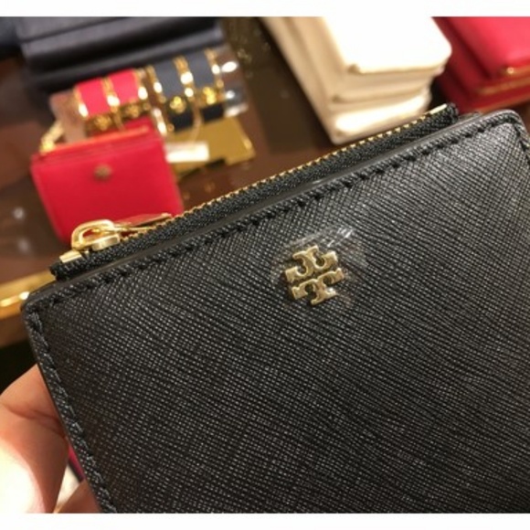 Tory Burch Emerson Mini Wallet - Picture 2 of 8